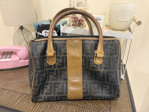 Rara borsa mano fendi - a,